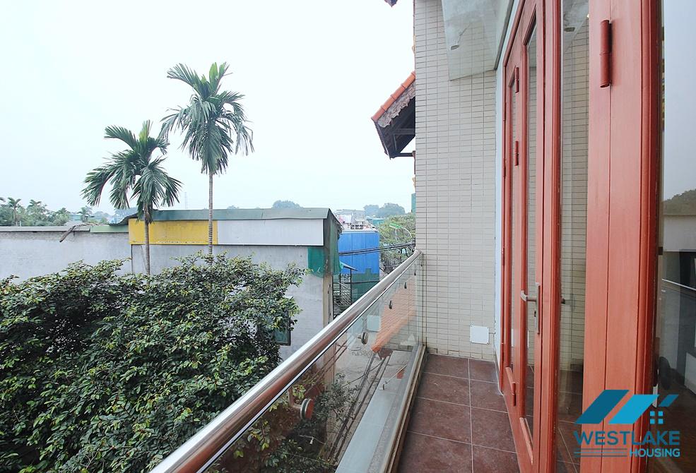 A beautiful and quiet house for rent in Au Co, Tay Ho