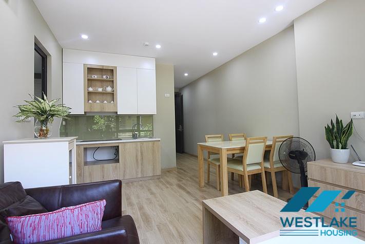 Cho Thuê Căn Hộ Một Phòng Ngủ Mới, Đẹp Tại Tây Hồ, Hà Nội.