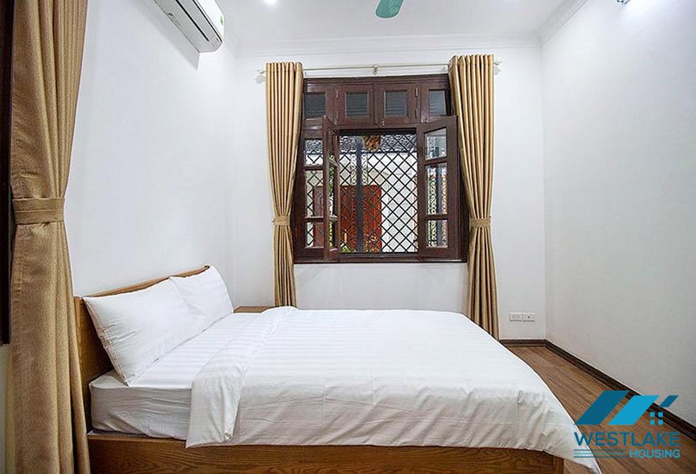 Cho thuê biệt thự vườn đẹp 5 phòng ngủ tại Block C2 – Ciputra, Tây Hồ