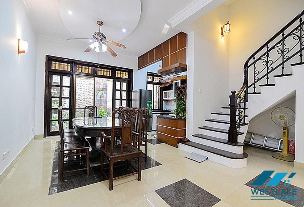 Cho thuê nhà 4 phòng ngủ đầy đủ nội thất tại Ciputra – Tây Hồ, Hà Nội