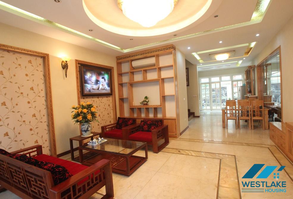 Cho thuê nhà đẹp 4 phòng ngủ tại Ciputra – Tây Hồ, Hà Nội