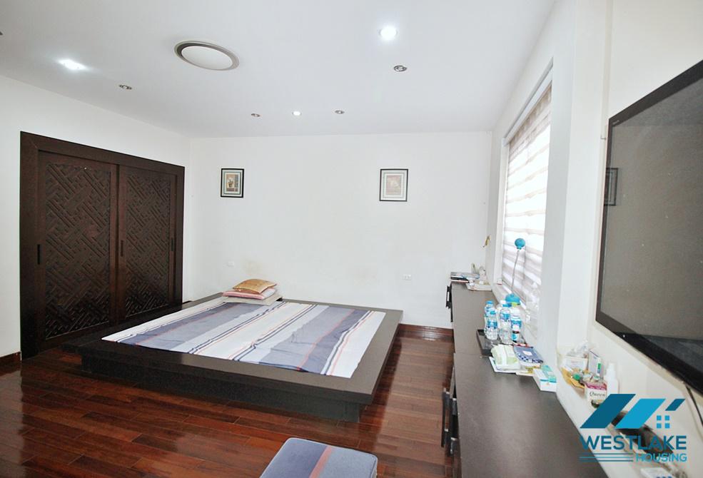 A nice 4 bedroom house for rent in Au Co, Tay Ho