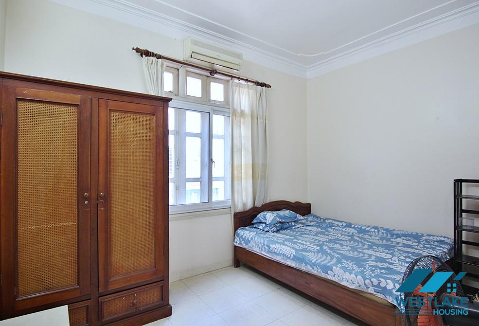 An affordable 4 bedroom house for rent in Au Co, Tay Ho