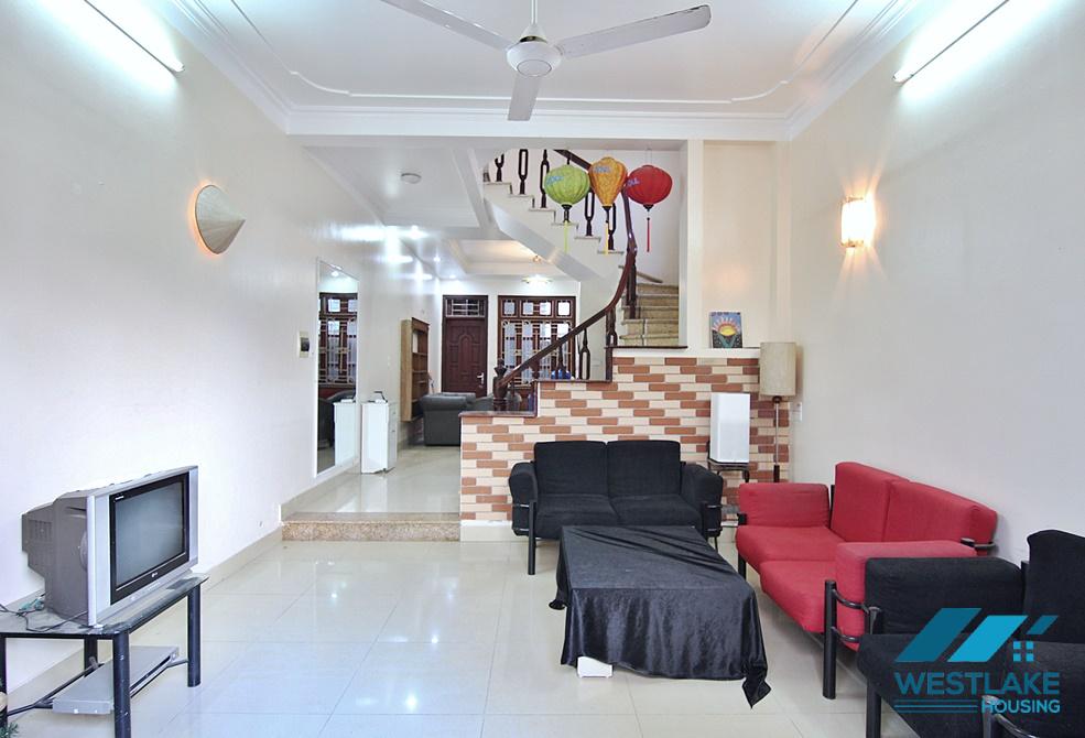 An affordable 4 bedroom house for rent in Au Co, Tay Ho