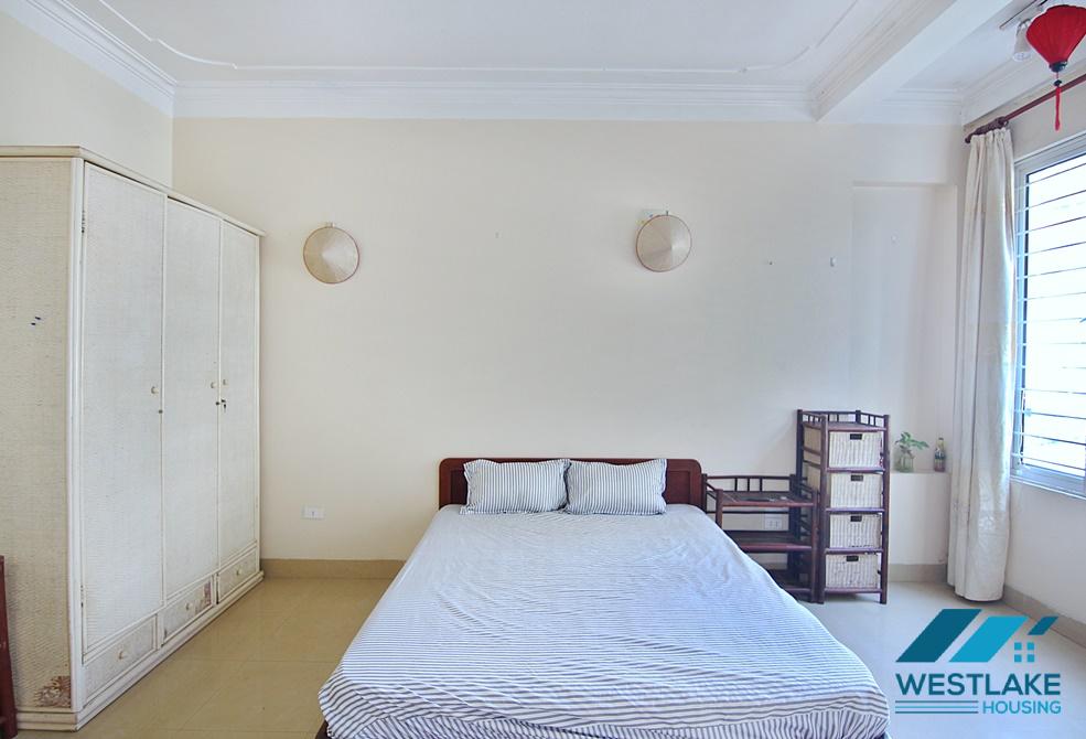 An affordable 4 bedroom house for rent in Au Co, Tay Ho