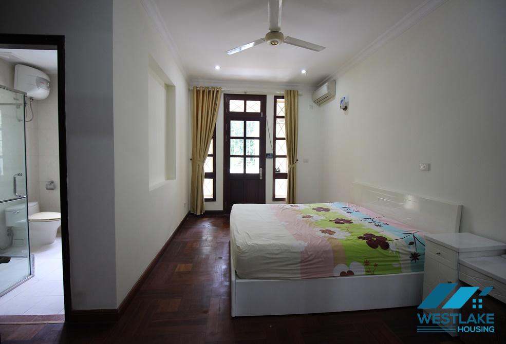 Cho thuê biệt thự giá tốt tại khu C – Ciputra, Tây Hồ, Hà Nội