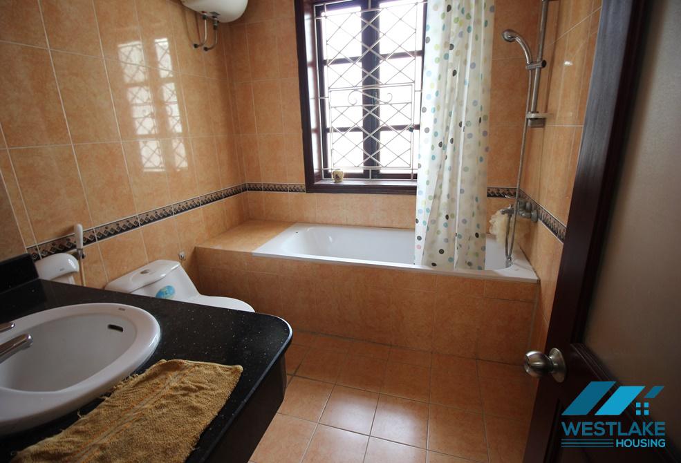 Cho thuê biệt thự giá tốt tại khu C – Ciputra, Tây Hồ, Hà Nội