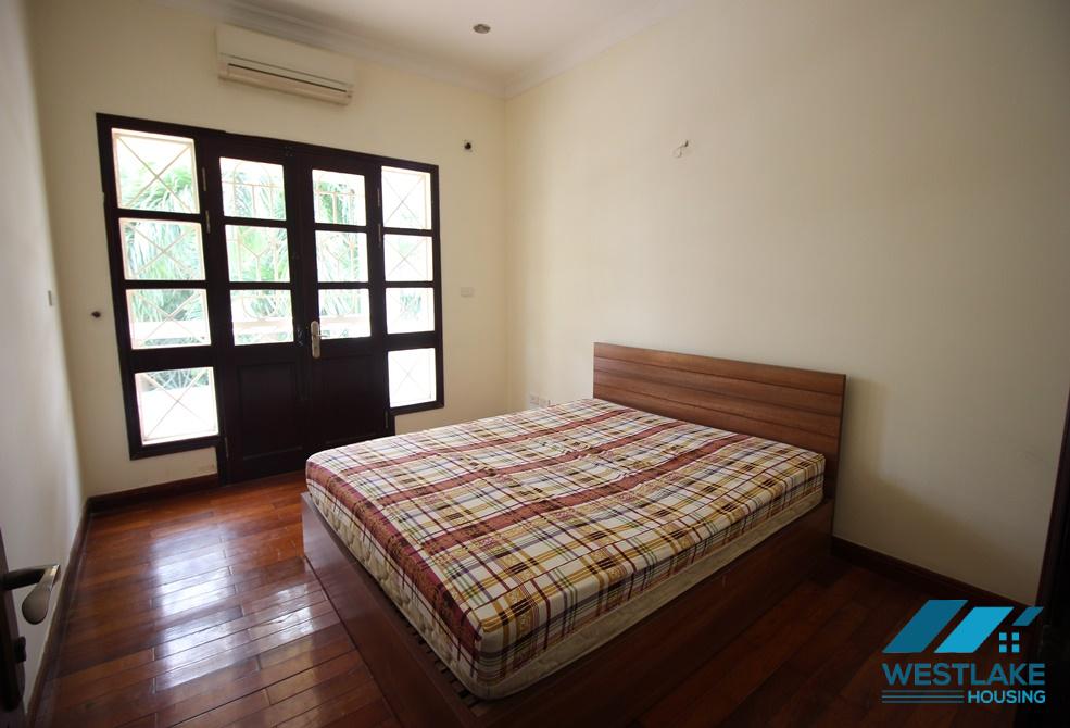 Cho thuê biệt thự giá tốt tại khu C – Ciputra, Tây Hồ, Hà Nội