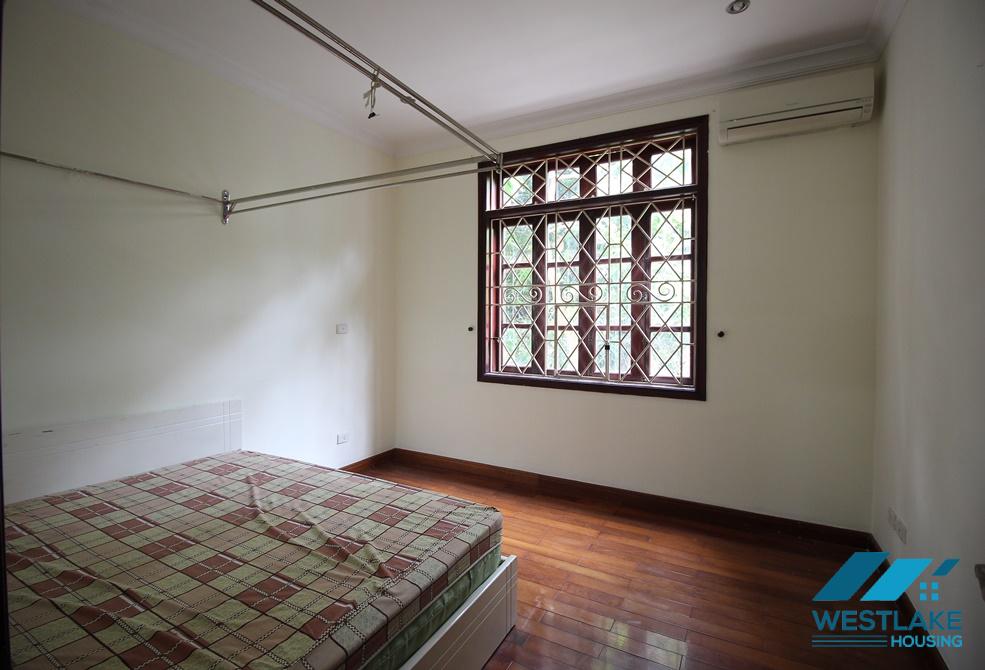 Cho thuê biệt thự giá tốt tại khu C – Ciputra, Tây Hồ, Hà Nội