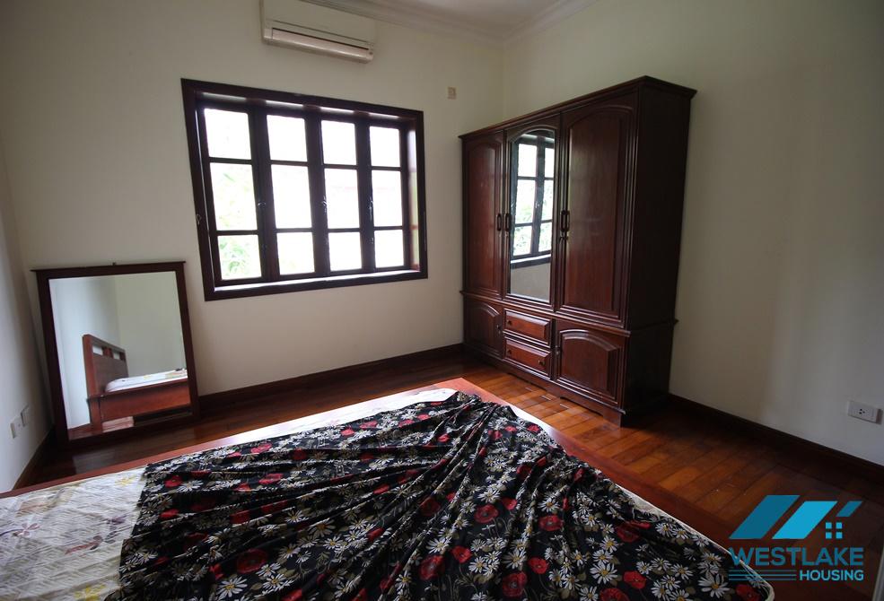 Cho thuê biệt thự giá tốt tại khu C – Ciputra, Tây Hồ, Hà Nội