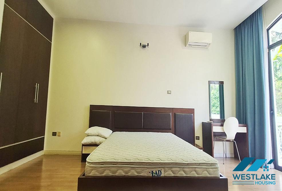 Cho thuê biệt thự 4 phòng ngủ tại khu C – Ciputra, Tây Hồ