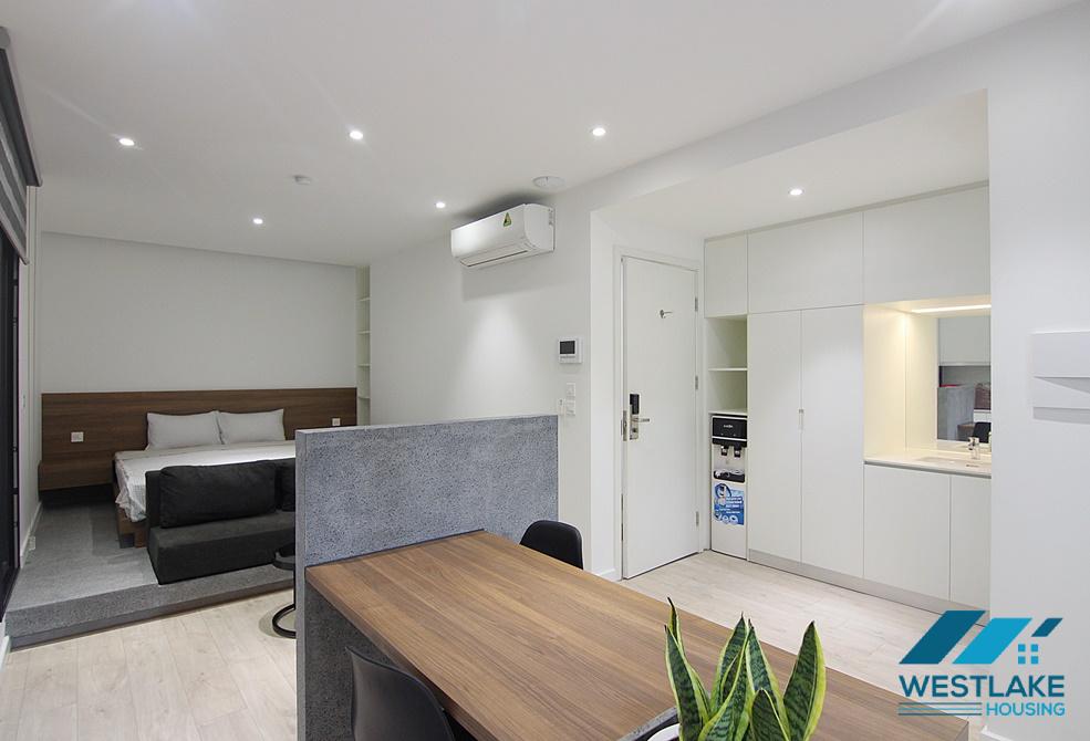 A high-end studio apartment in Tay Ho, near West Lake for rent