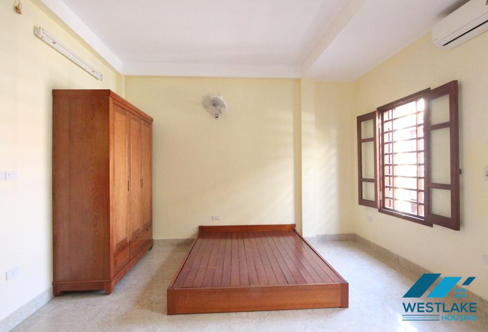 A bright 4 bedroom house for rent in Au Co, Tay Ho