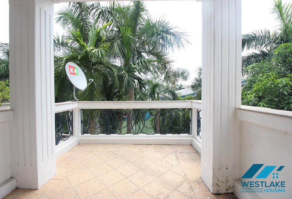 Cho thuê nhà 4 phòng ngủ tại Ciputra – Không gian xanh, an toàn cho gia đình