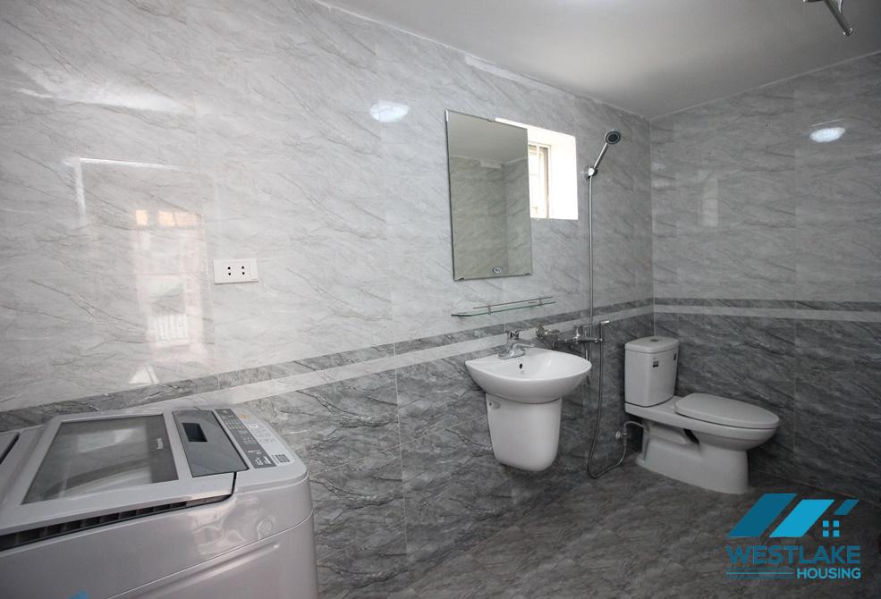 A nice house with big yard for rent in Au Co, Tay Ho