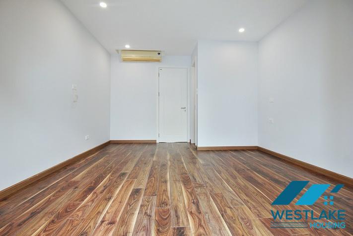 Cho Thuê Nhà  4 Phòng Ngủ Hoàn Toàn Mới, Đẹp, Hiện Đại View Hồ Thoáng Sáng Cho Thuê Tại Tây Hồ, Hà Nội