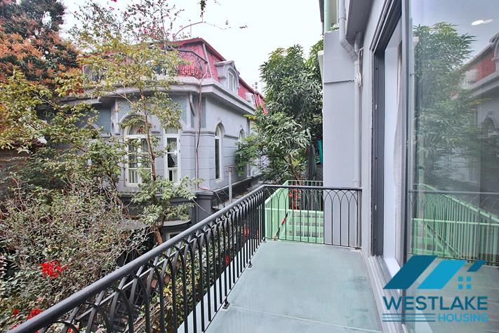 Cho Thuê Nhà  4 Phòng Ngủ Hoàn Toàn Mới, Đẹp, Hiện Đại View Hồ Thoáng Sáng Cho Thuê Tại Tây Hồ, Hà Nội