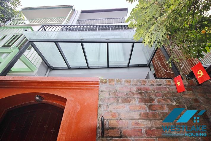 Cho Thuê Nhà  4 Phòng Ngủ Hoàn Toàn Mới, Đẹp, Hiện Đại View Hồ Thoáng Sáng Cho Thuê Tại Tây Hồ, Hà Nội