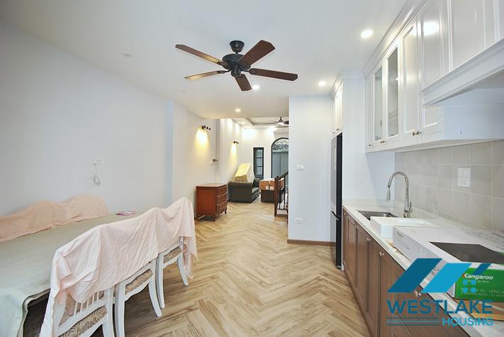 Cho Thuê Nhà  4 Phòng Ngủ Hoàn Toàn Mới, Đẹp, Hiện Đại View Hồ Thoáng Sáng Cho Thuê Tại Tây Hồ, Hà Nội