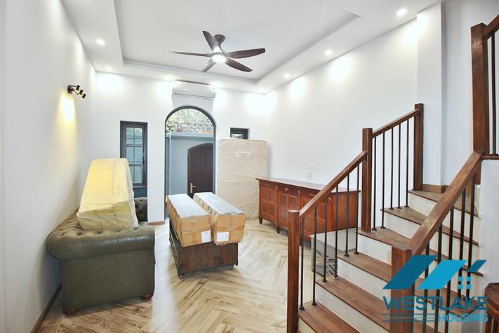 Brand new, modern 4 bedrooms house for rent in Tay Ho, near Sheraton Hotel and West Lake