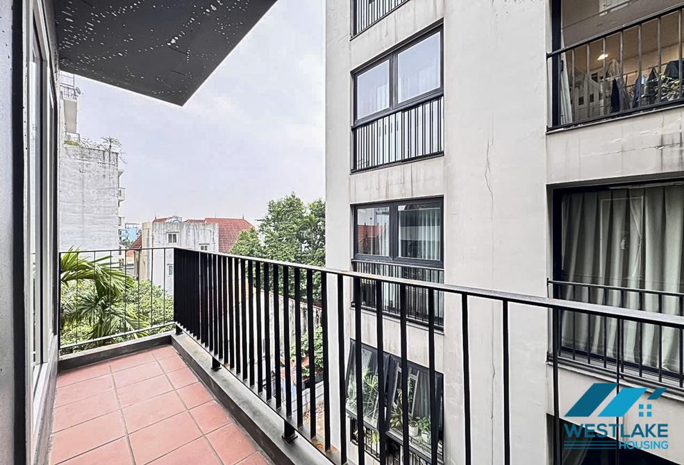 New renovated 02 bedrooms apartment for rent in Tay Ho area, Ha Noi