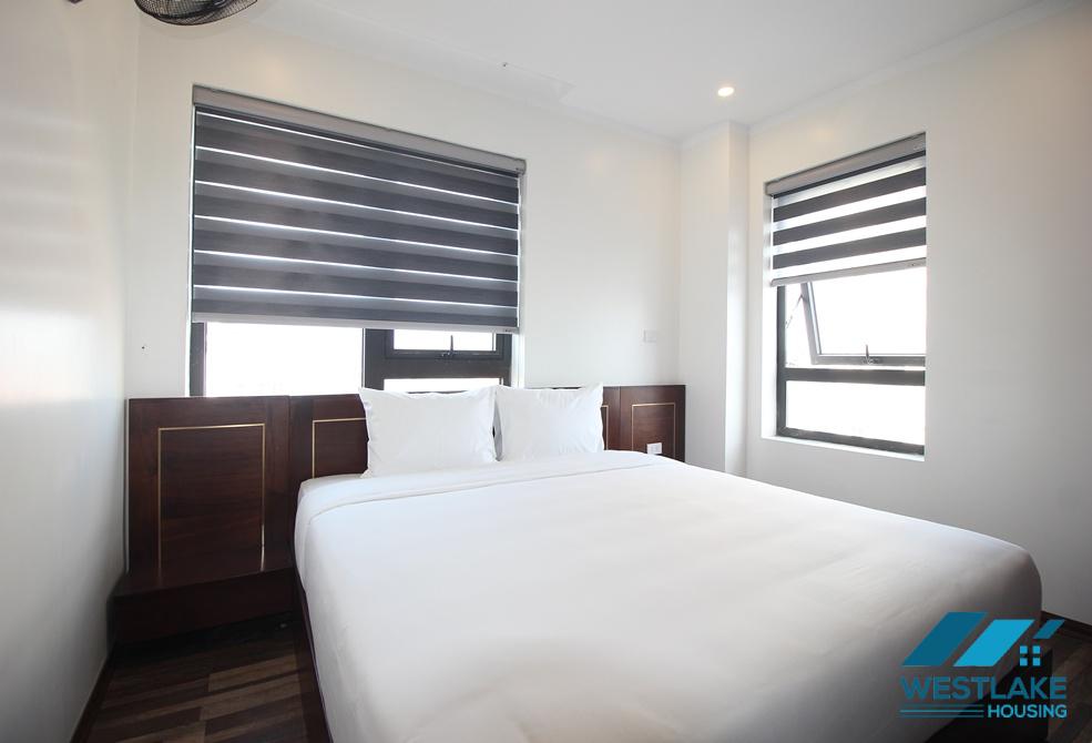 Affordable price 02 bedrooms apartment for rent on Lac Long Quan street, Tay Ho, Ha Noi