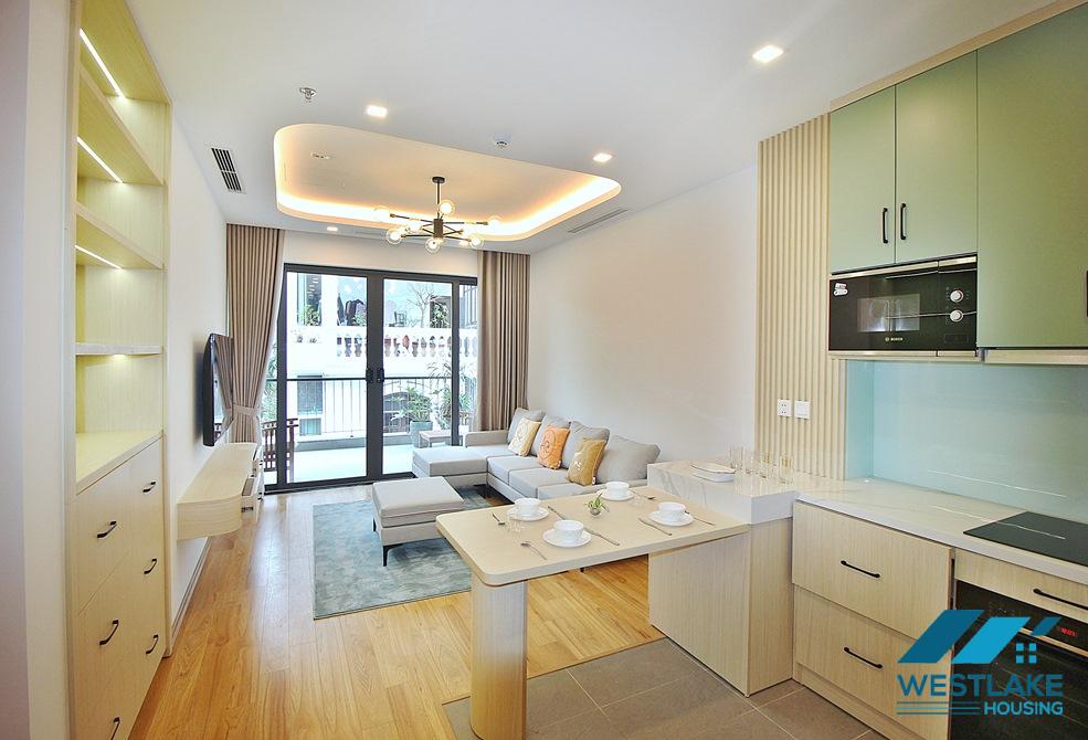 Cho Thuê Căn Hộ 2 Phòng Ngủ Hoàn Toàn Mới  Đẹp Hiện Đại, Ban Công Rông, Thoáng Sáng Tại Xuân Diệu, Tây Hồ,Hà Nội.