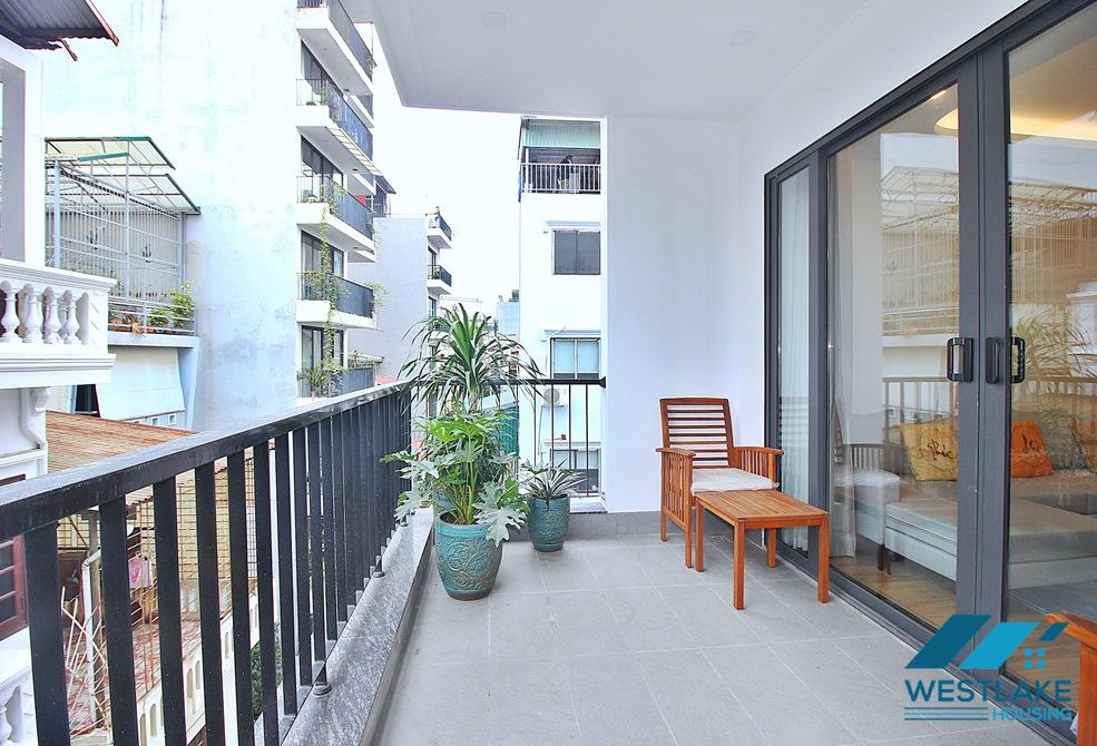 Cho Thuê Căn Hộ 2 Phòng Ngủ Hoàn Toàn Mới  Đẹp Hiện Đại, Ban Công Rông, Thoáng Sáng Tại Xuân Diệu, Tây Hồ,Hà Nội.