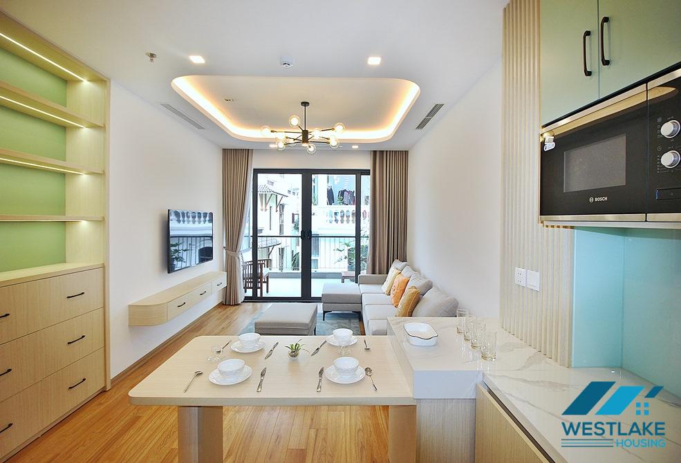 Cho Thuê Căn Hộ 2 Phòng Ngủ Hoàn Toàn Mới  Đẹp Hiện Đại, Ban Công Rông, Thoáng Sáng Tại Xuân Diệu, Tây Hồ,Hà Nội.