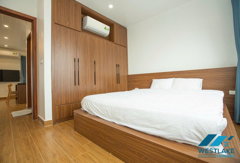 Cho Thuê Căn Hộ Một Phòng Ngủ Mới Đẹp, Ban Công Rông Thoáng Tại Khu Vực Xuân Diệu, Tây Hồ, Hà Nội. Cho Thuê Căn Hộ Một Phòng Ngủ Mới Đẹp, Ban Công Rông Thoáng Tại Khu Vực Xuân Diệu, Tây Hồ, Hà Nội.