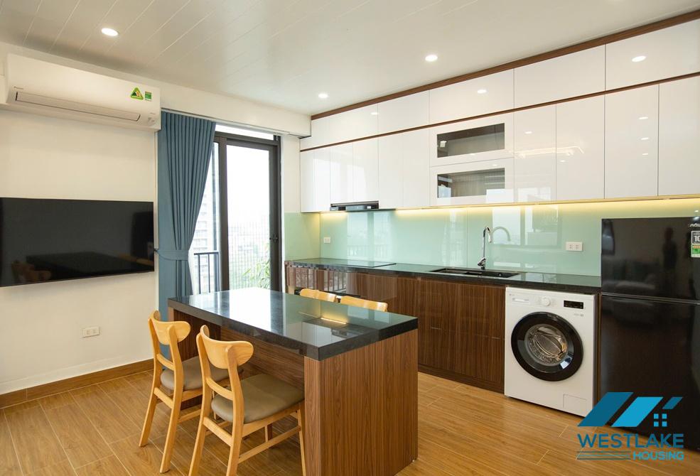 Cho Thuê Căn Hộ Một Phòng Ngủ Mới Đẹp, Ban Công Rông Thoáng Tại Khu Vực Xuân Diệu, Tây Hồ, Hà Nội. Cho Thuê Căn Hộ Một Phòng Ngủ Mới Đẹp, Ban Công Rông Thoáng Tại Khu Vực Xuân Diệu, Tây Hồ, Hà Nội.