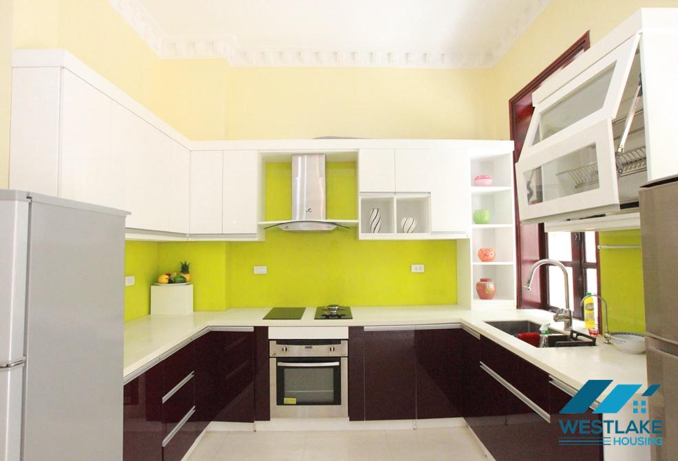 Cho thuê nhà đẹp 3 phòng ngủ tại khu T – Ciputra, Tây Hồ, Hà Nội