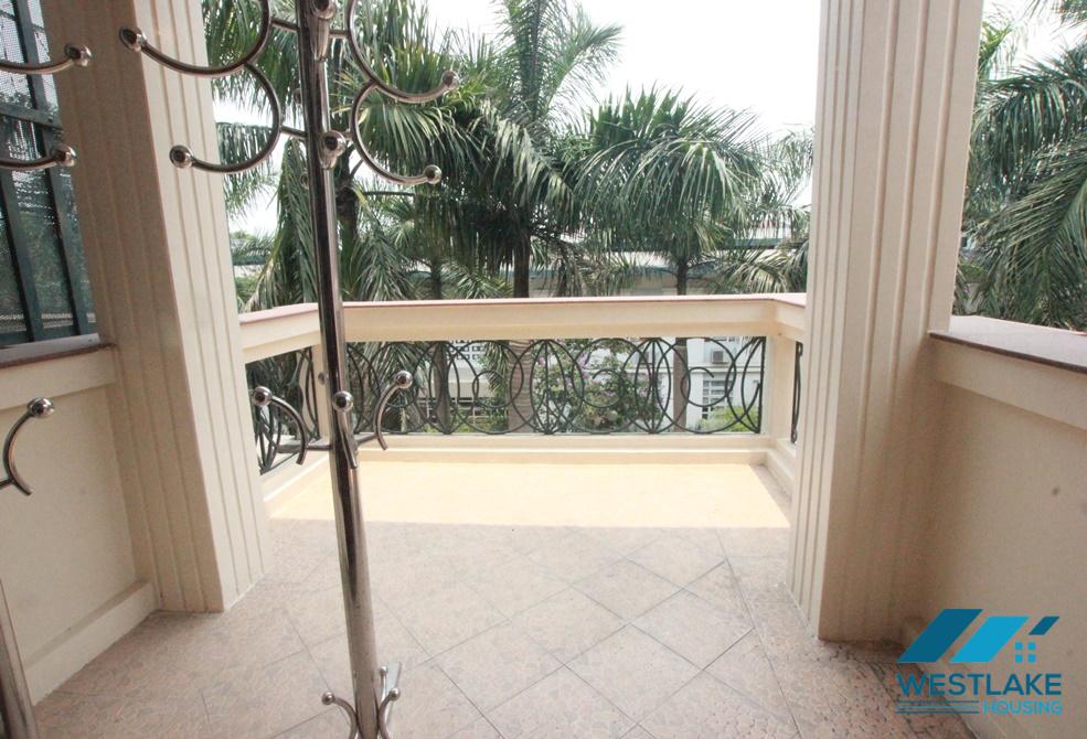 Cho thuê nhà đẹp 3 phòng ngủ tại khu T – Ciputra, Tây Hồ, Hà Nội