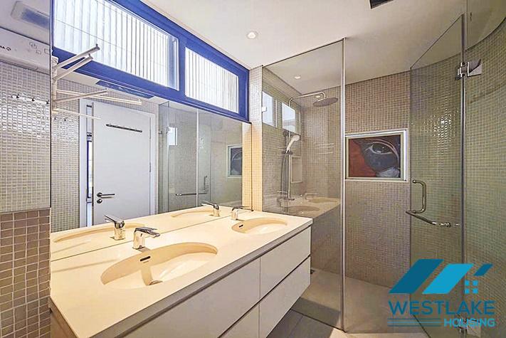 Cho Thuê Căn Hộ 3 Phòng Ngủ Đẹp, Hiện Đại, View Hồ Ban Công Rộng Thoáng Sáng Tại Tây Hồ, Hà Nội Cho Thuê Căn Hộ 3 Phòng Ngủ Đẹp, Hiện Đại, View Hồ Ban Công Rộng Thoáng Sáng Tại Tây Hồ, Hà Nội