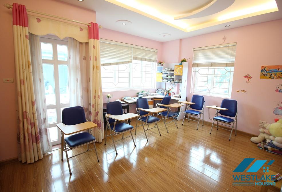 An affordable house for rent in Au Co, Tay Ho An affordable house for rent in Au Co, Tay Ho