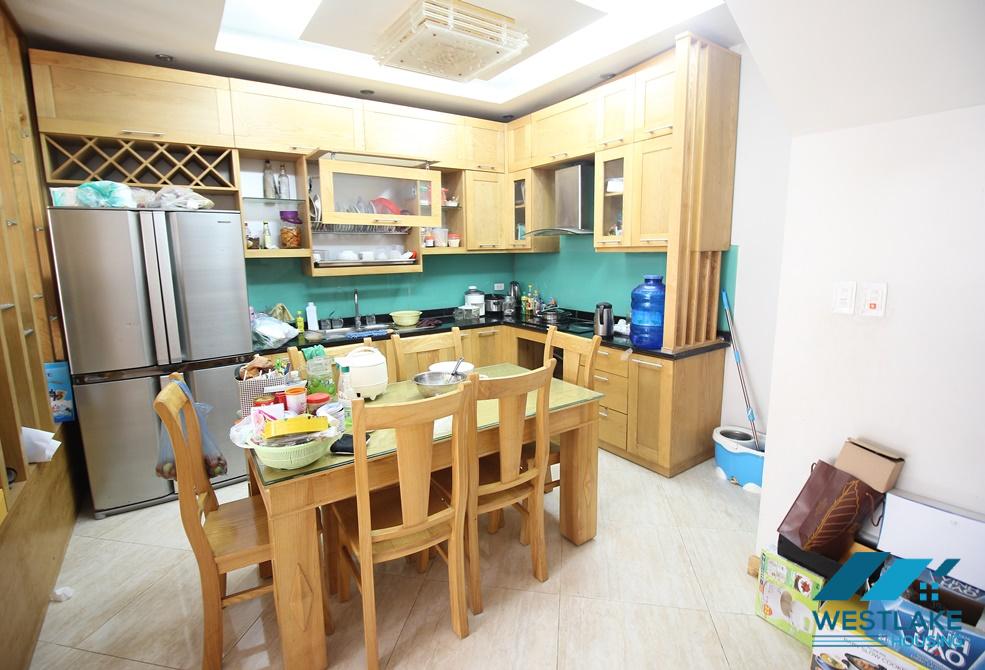 An affordable house for rent in Au Co, Tay Ho An affordable house for rent in Au Co, Tay Ho