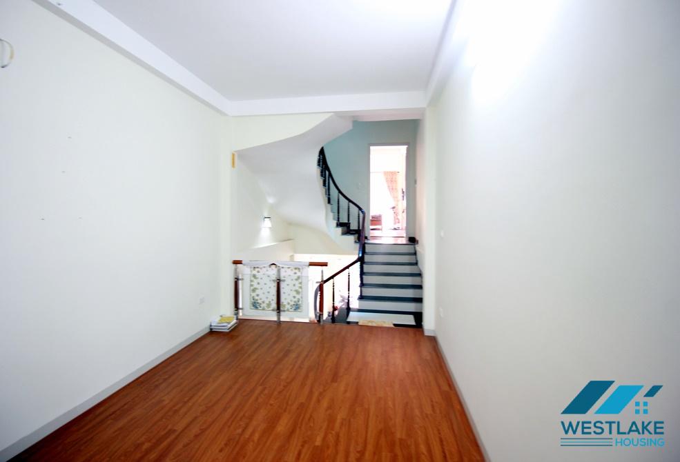 A nice 4 bedroom house for rent in Au Co, Tay Ho, Ha Noi