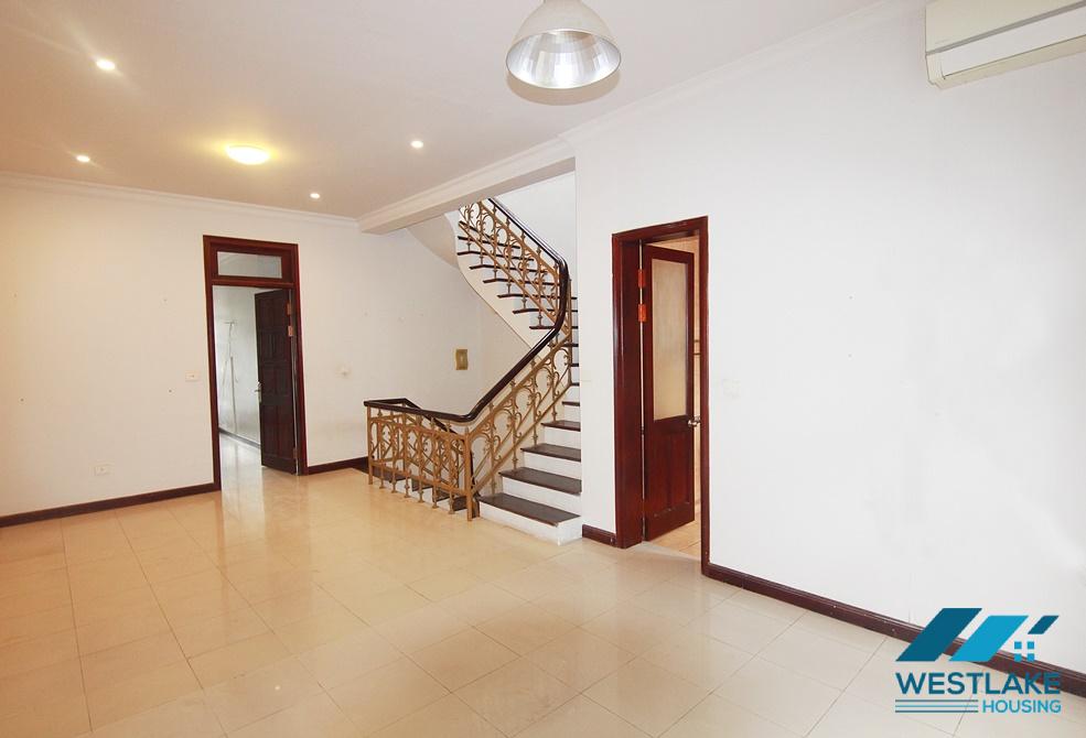 Cho thuê nhà tại Ciputra – Phù hợp gia đình nhỏ