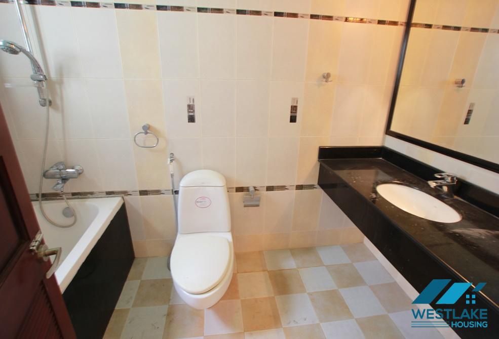 Cho thuê nhà rộng rãi tại Ciputra – Khu C, Tây Hồ, Hà Nội Cho thuê nhà rộng rãi tại Ciputra – Khu C, Tây Hồ, Hà Nội