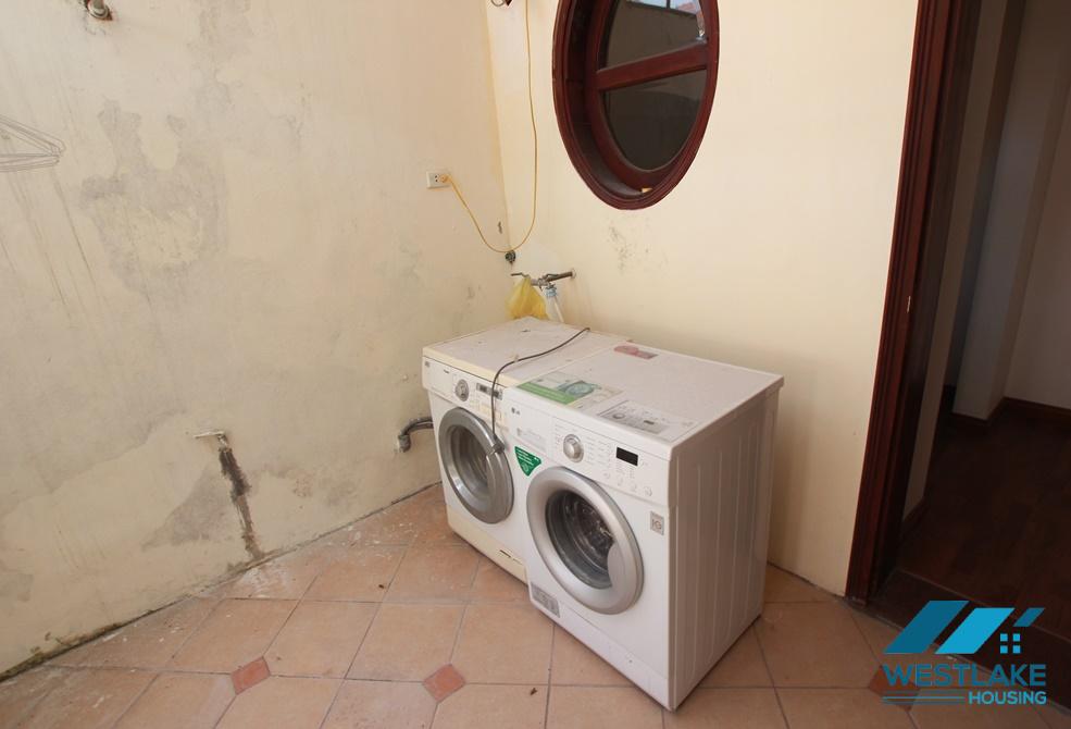 Cho thuê nhà rộng rãi tại Ciputra – Khu C, Tây Hồ, Hà Nội Cho thuê nhà rộng rãi tại Ciputra – Khu C, Tây Hồ, Hà Nội