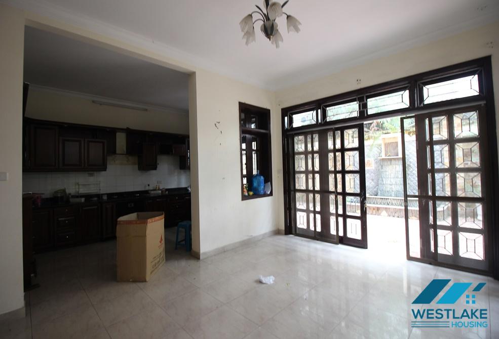 Cho thuê nhà giá hợp lý tại Khu đô thị Ciputra, Hà Nội