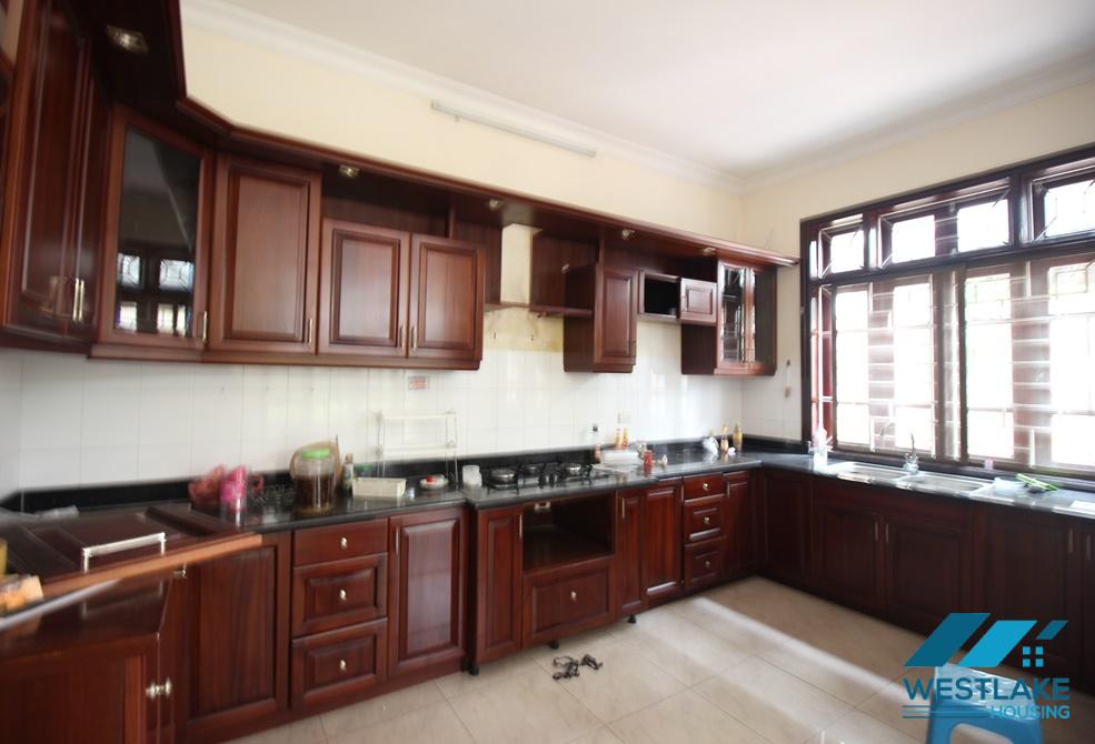 Cho thuê nhà giá hợp lý tại Khu đô thị Ciputra, Hà Nội