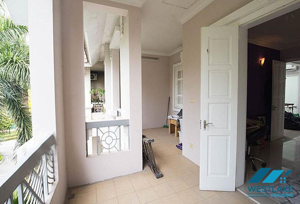 Spacious modern 4 bedrooms villa for rent in Ciputra, Tay Ho, Hanoi Spacious modern 4 bedrooms villa for rent in Ciputra, Tay Ho, Hanoi