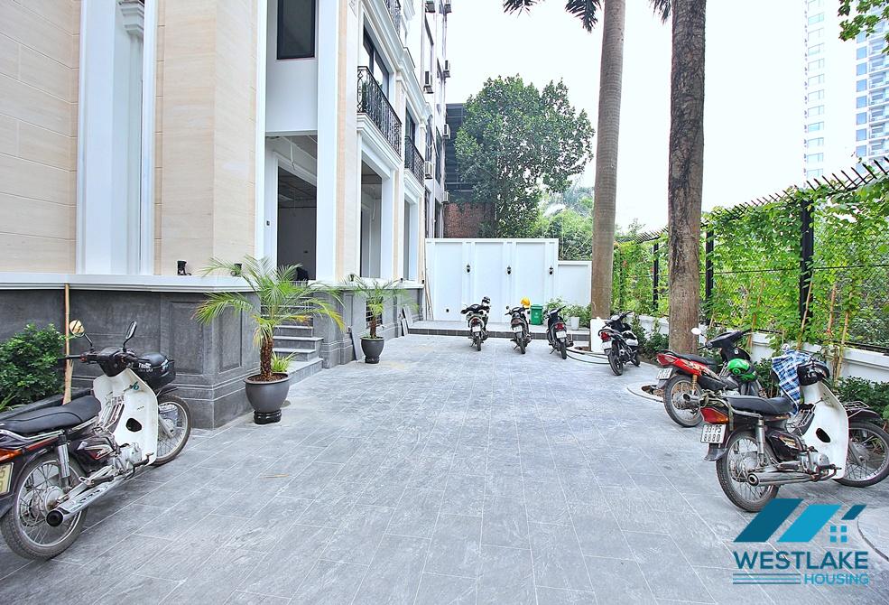 Nice office for rent in Tay Ho, Ha Noi