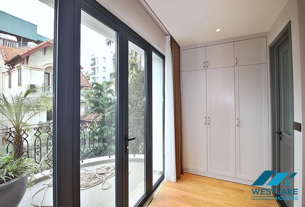 Good quality 2 bedrooms apartment for rent in To Ngoc Van area, Tay Ho, Ha Noi