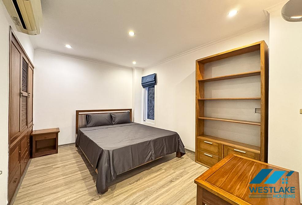 Cho Thuê Căn Hộ 2 Phòng Ngủ Mới Được Cải Tạo Tại Khu Tô Ngọc Vân, Tây Hồ, Hà Nội. Cho Thuê Căn Hộ 2 Phòng Ngủ Mới Được Cải Tạo Tại Khu Tô Ngọc Vân, Tây Hồ, Hà Nội.