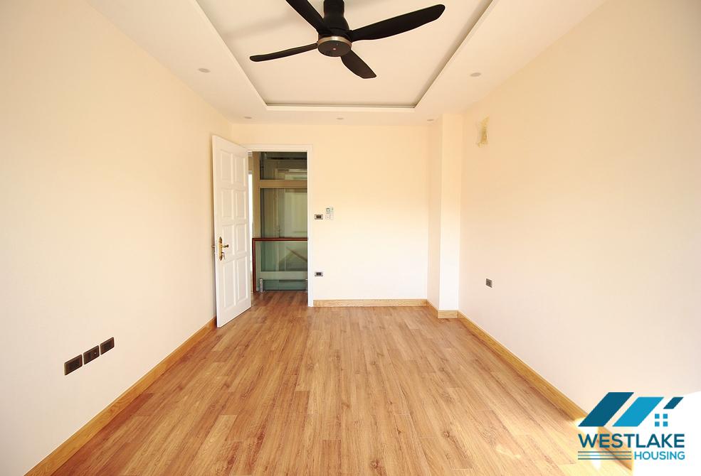 A brand-new and morden 5 bedrooms villa in Ciputra, Tay Ho for rent, Tay Ho, Ha Noi A brand-new and morden 5 bedrooms villa in Ciputra, Tay Ho for rent, Tay Ho, Ha Noi