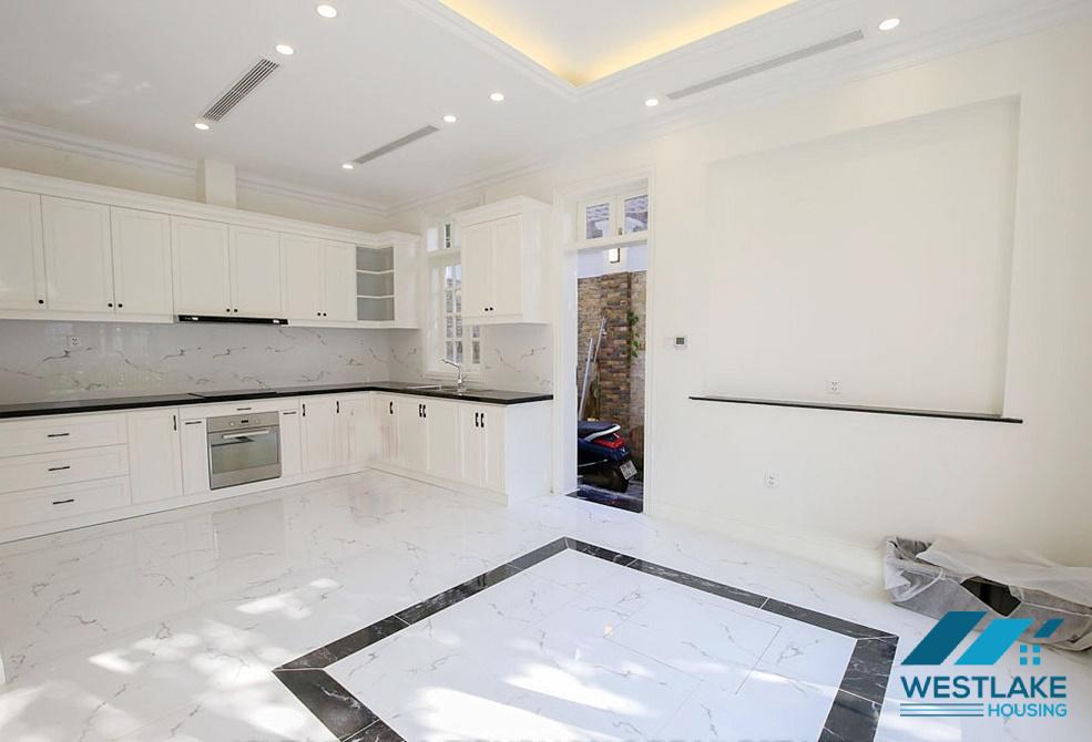 Cho thuê nhà mới cải tạo tại Khu C – Ciputra, Tây Hồ Cho thuê nhà mới cải tạo tại Khu C – Ciputra, Tây Hồ