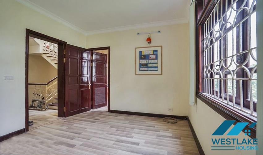 Cho thuê biệt thự gần UNIS – Ciputra, Tây Hồ Cho thuê biệt thự gần UNIS – Ciputra, Tây Hồ