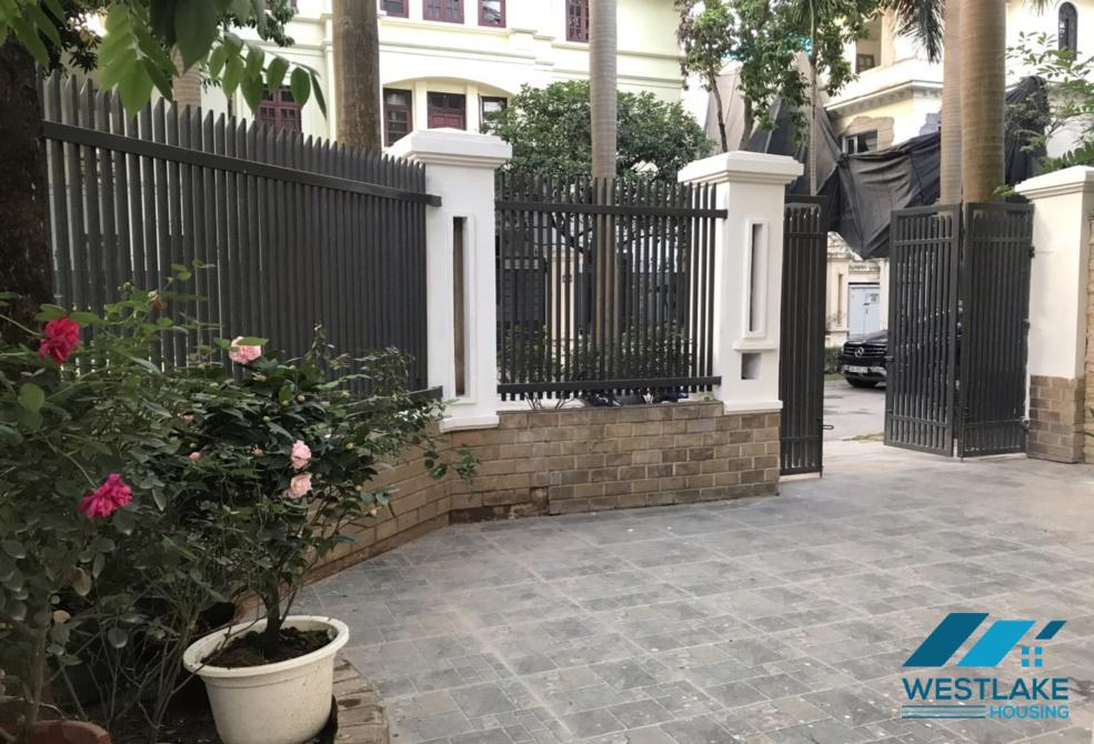 Cho thuê biệt thự tại Ciputra – Tây Hồ, Hà Nội. Cho thuê biệt thự tại Ciputra – Tây Hồ, Hà Nội.